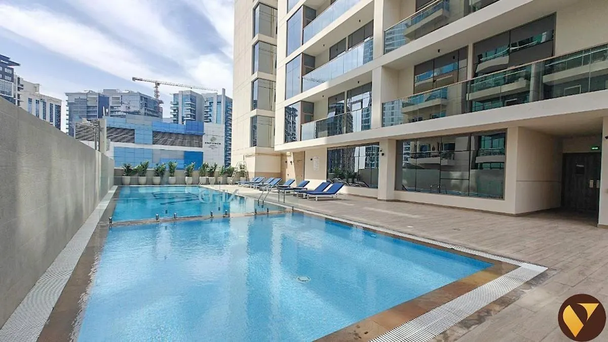 Vogue Brand-New, Canal View From The Bedroom And Huge Balcony, Business Bay Central Dubai