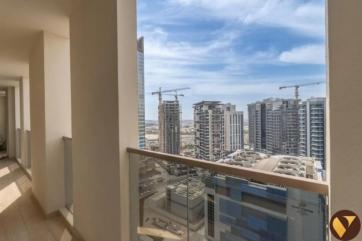 Apartment Vogue Brand-New, Canal View From The Bedroom And Huge Balcony, Business Bay Central Dubai