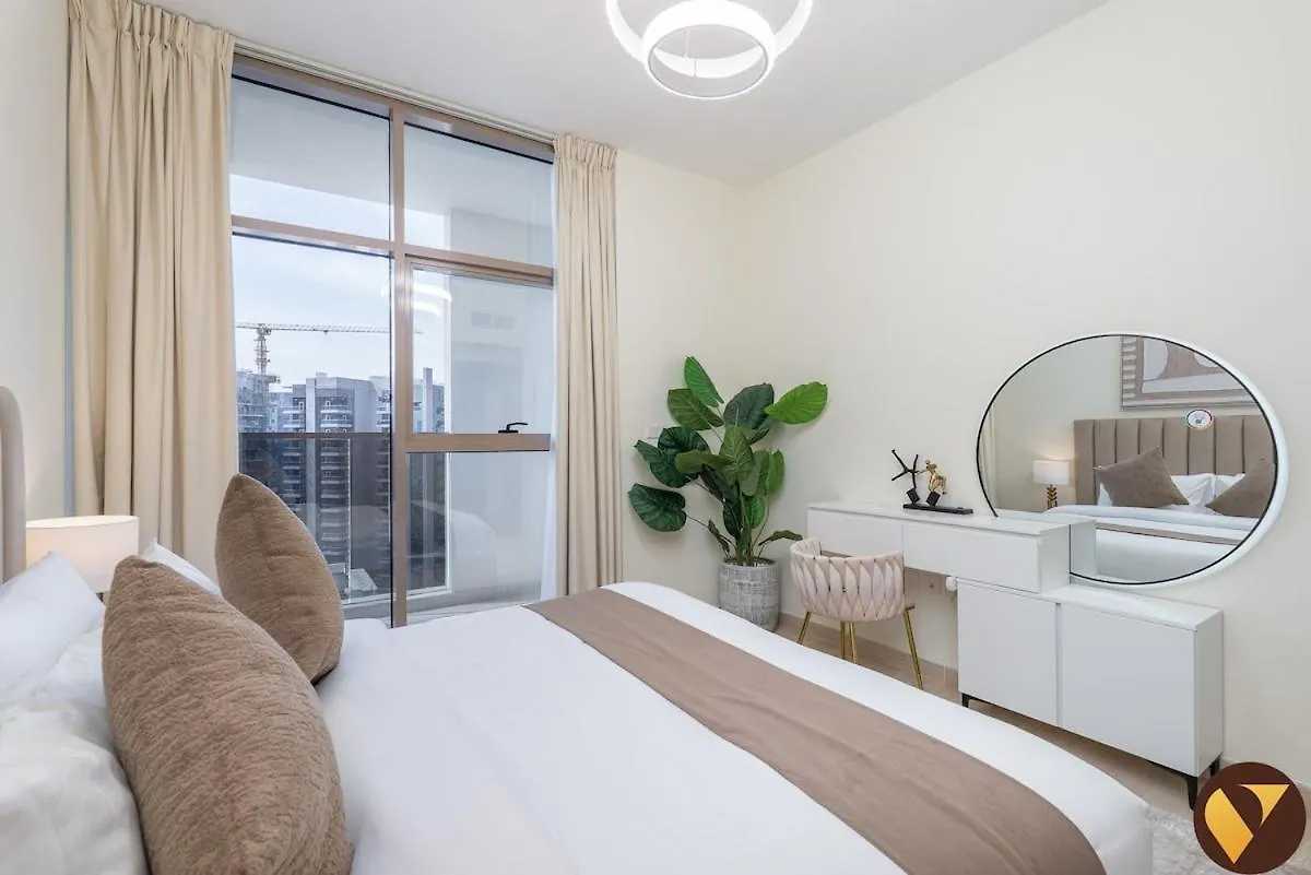 Apartment Vogue Brand-New, Canal View From The Bedroom And Huge Balcony, Business Bay Central Dubai