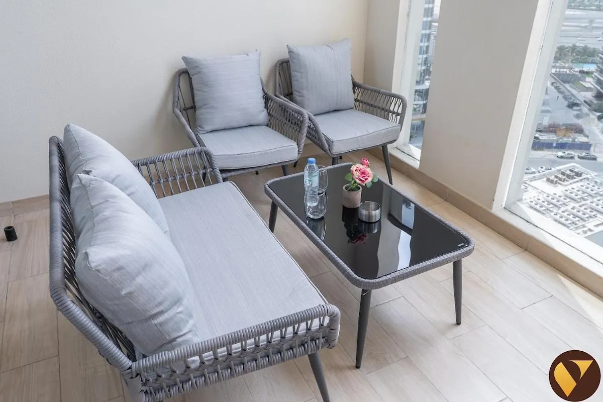 Vogue Brand-New, Canal View From The Bedroom And Huge Balcony, Business Bay Central Dubái